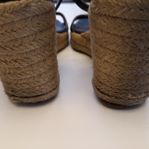 Flawed Lane Bryant wedges Size 8 wide - Picture 3 of 6